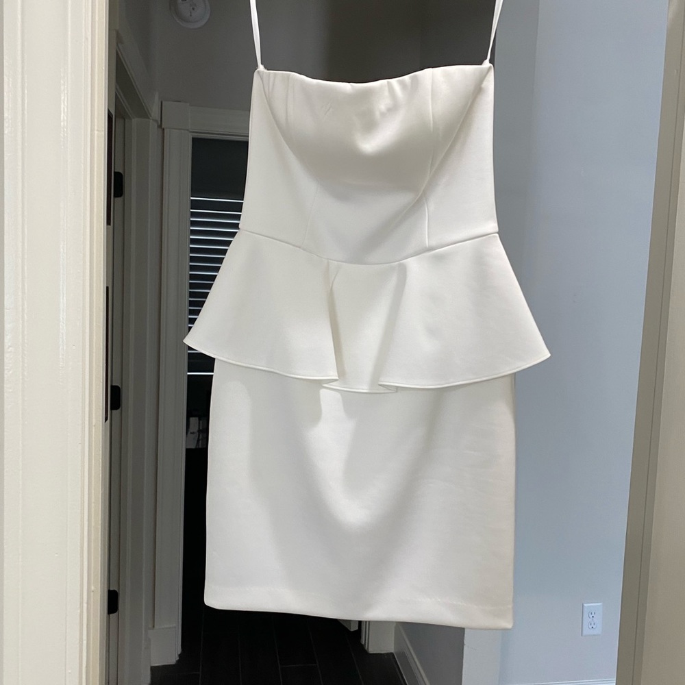 Cache white peplum dress